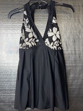 Jaclyn Smith Black and White Floral Tank Swimdress